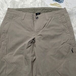KUHL Women’s size 6 Short Spire Khaki Roll Up Hiking Pants